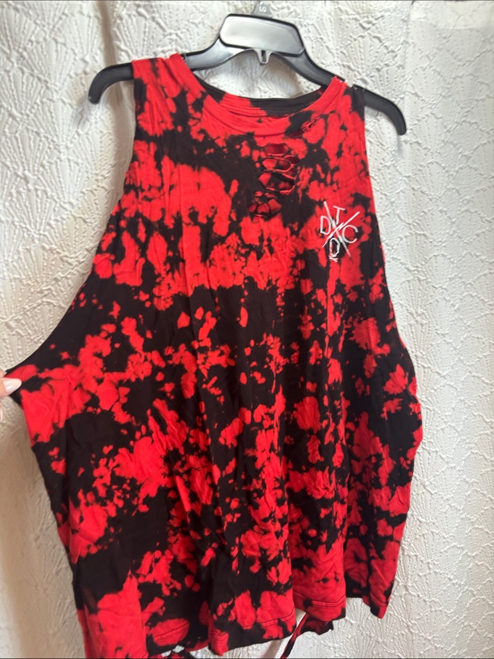 Red & Black Tie-Dye Tank Top